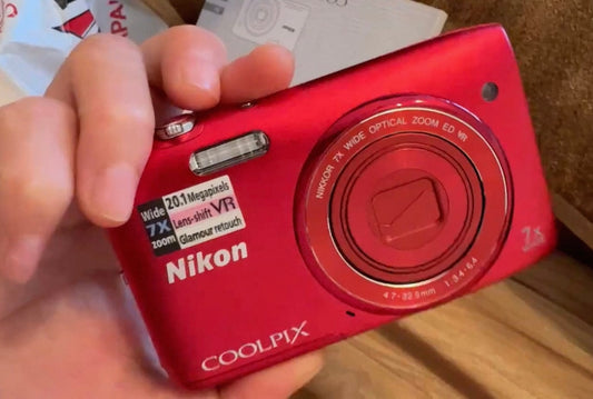 Nikon Coolpix S3500❤️New Opened box!! Rare❣️