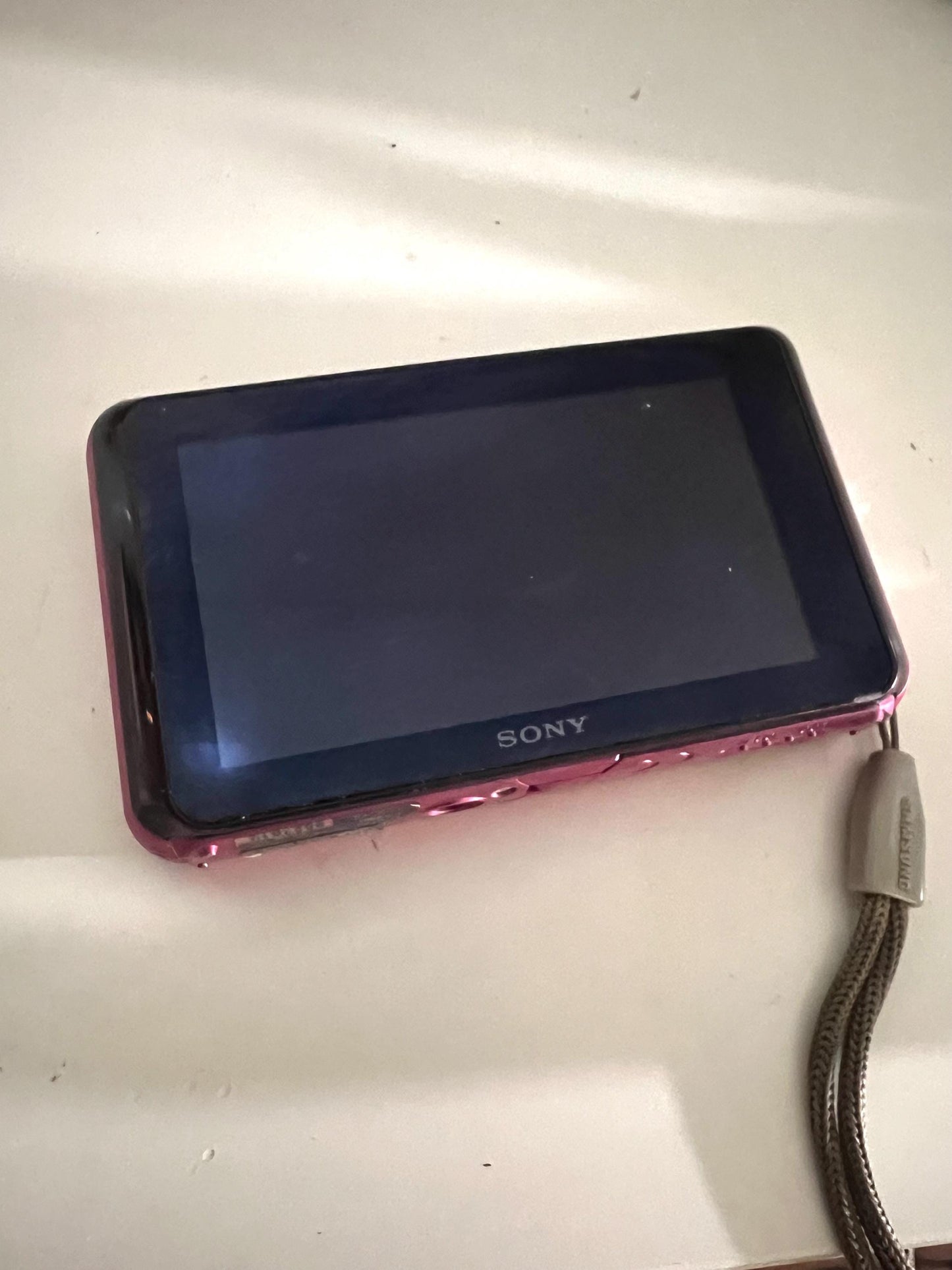 Sony Cyber-shot DSC-T99