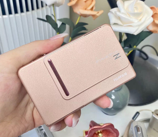 Fujifilm FinePix Z300!baby pink