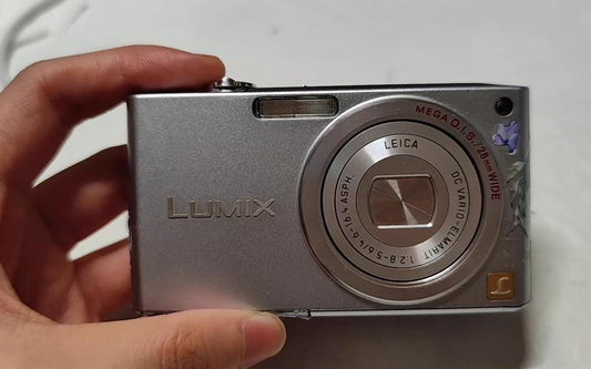 Panasonic Lumix DMC-FX33!