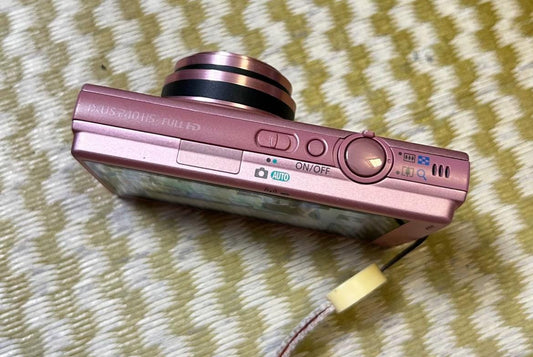 Canon IXUS 240 hs ! Pink