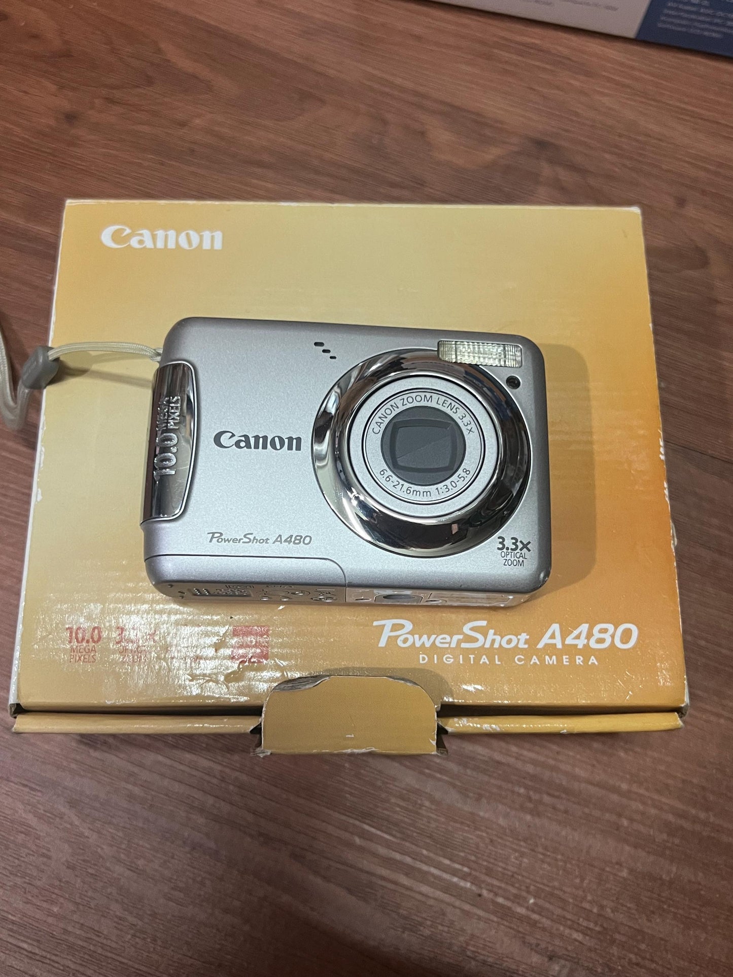 Canon PowerShot A480 ! Original box! Vintage digital camera