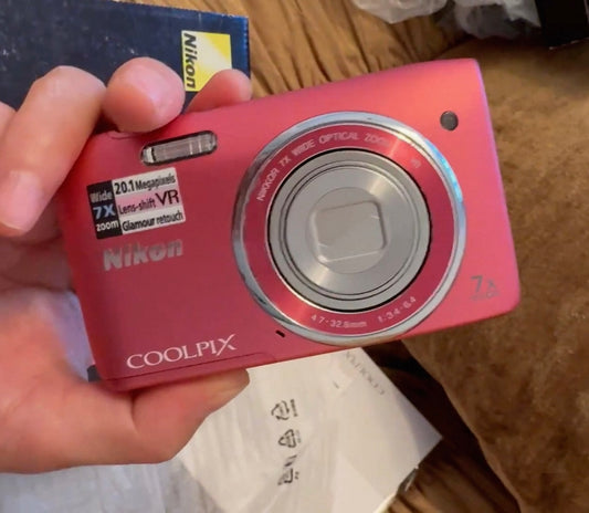 Nikon Coolpix S3500🩷New opened box!! RARE💕