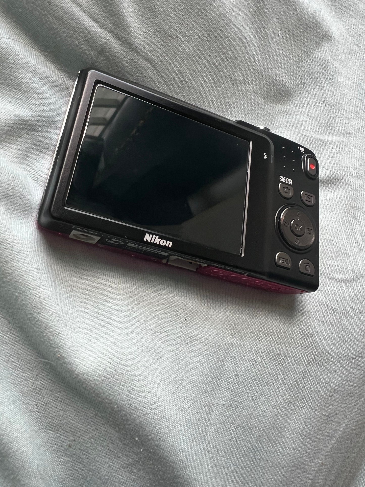 Nikon CoolPix S3100 - pink