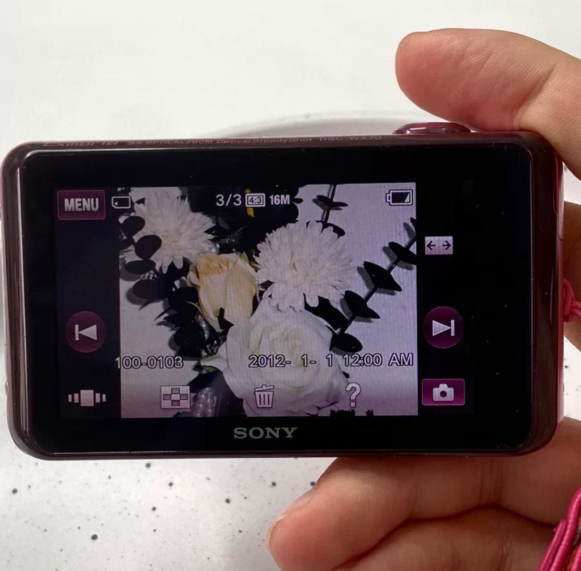 Sony Cyber-shot DSC-WX70