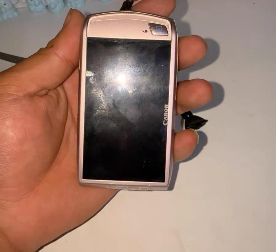 Canon IXUS 310hs !Vintage digital camera! Pink