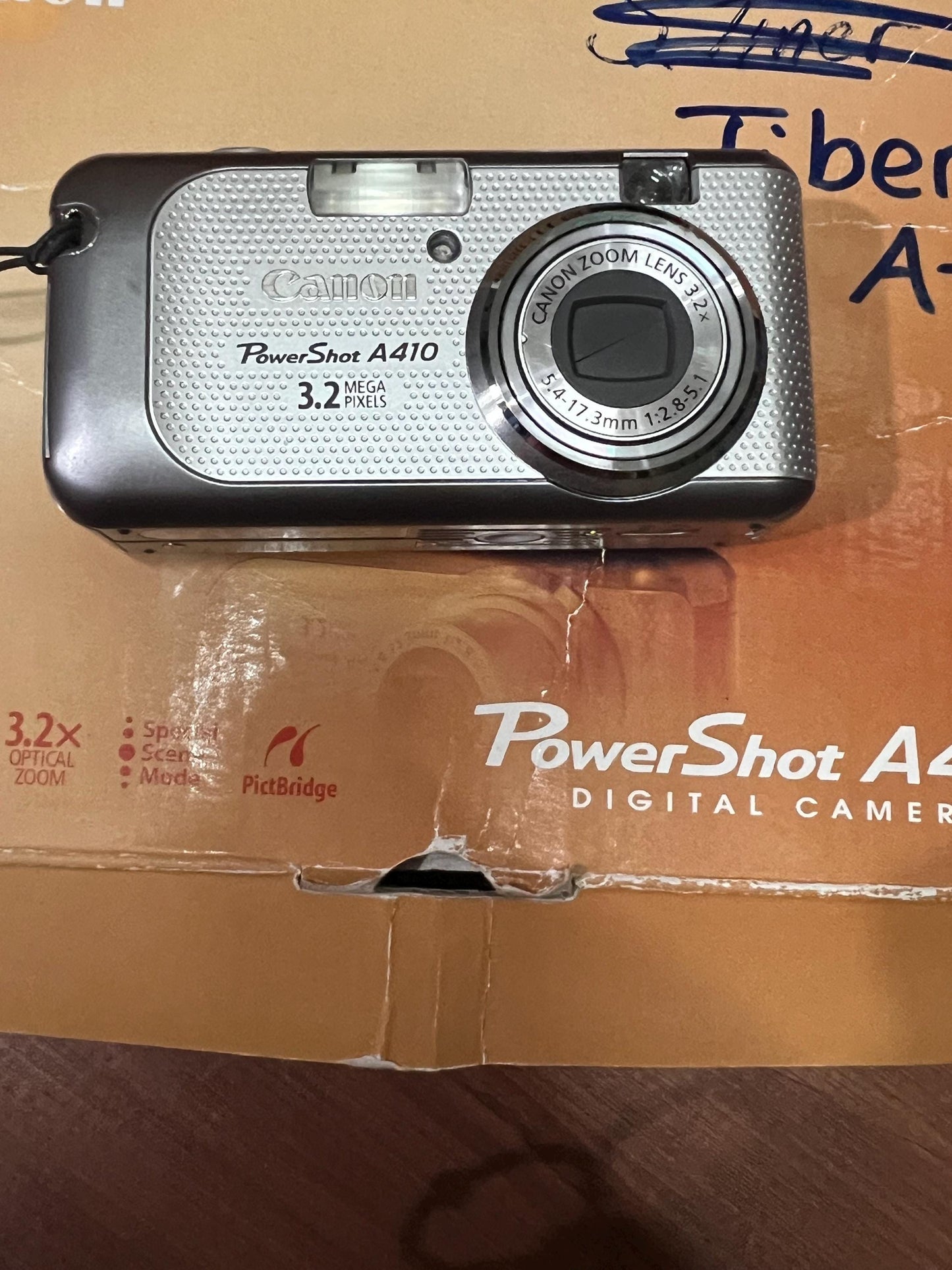Canon PowerShot A410 ! Original box! Vintage digital camera