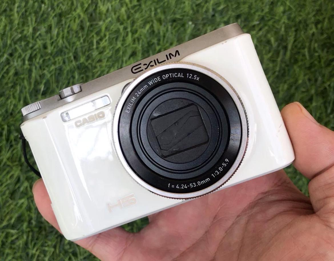 Casio Exilim Zoom EX-Z1000! Boxed !