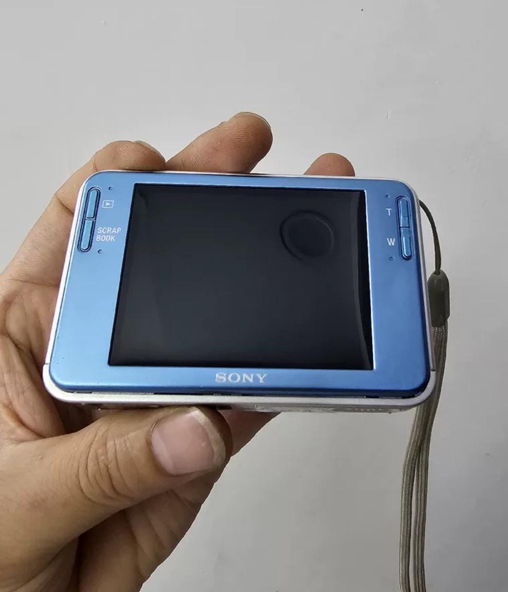 Sony Cybershot DSC-T2! Rare Blue
