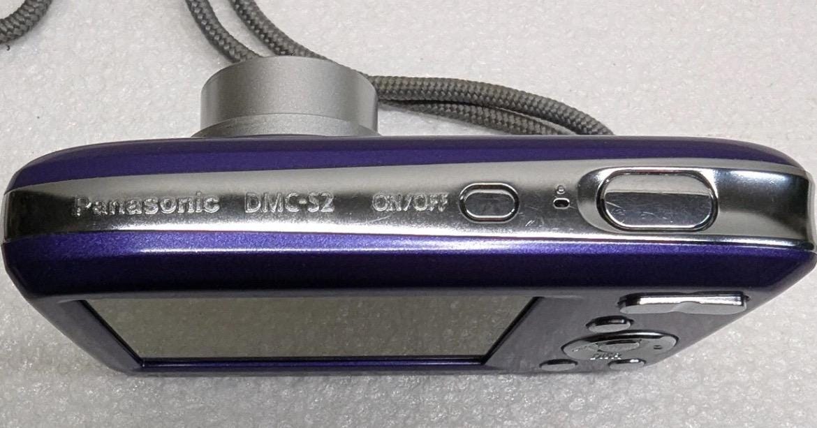 Panasonic Lumix DMC-S2! Purple! Vintage digital camera