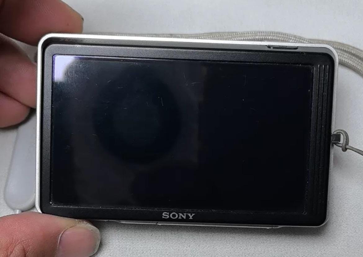Sony Cybershot DSC-T700