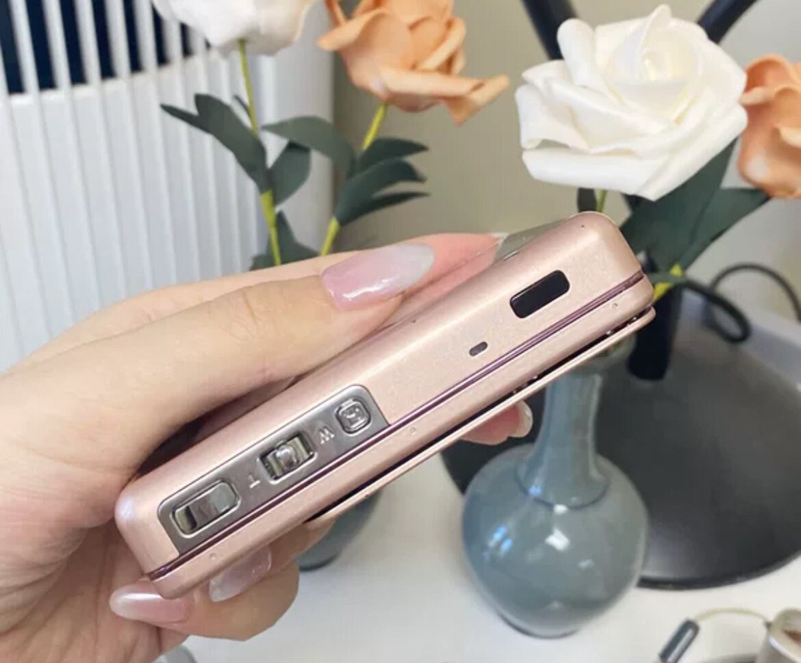 Fujifilm FinePix Z300！baby pink