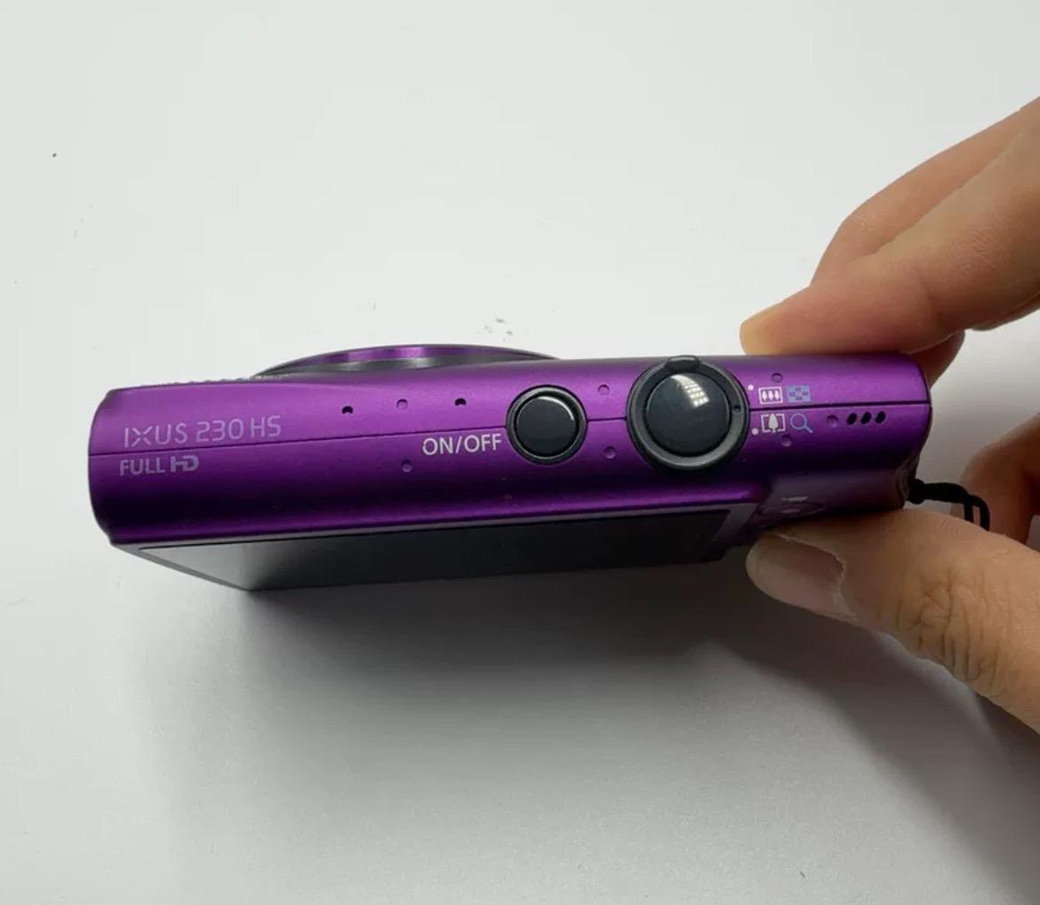 Canon IXUS 230 hs! In box!! PURPLE