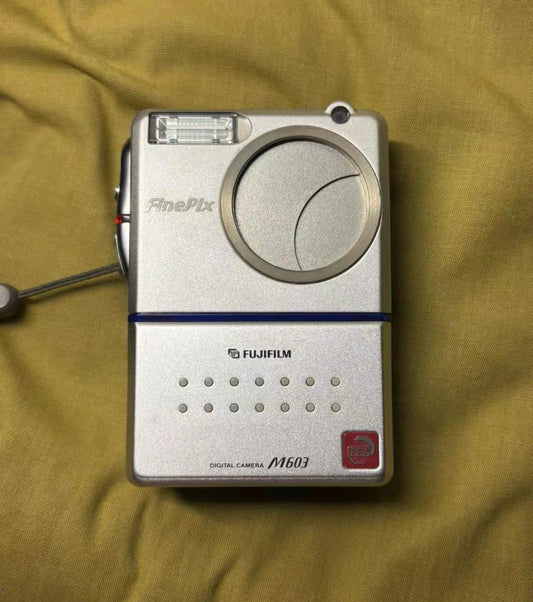 Fujifilm FinePix M603 ! ULTRA RARE !!