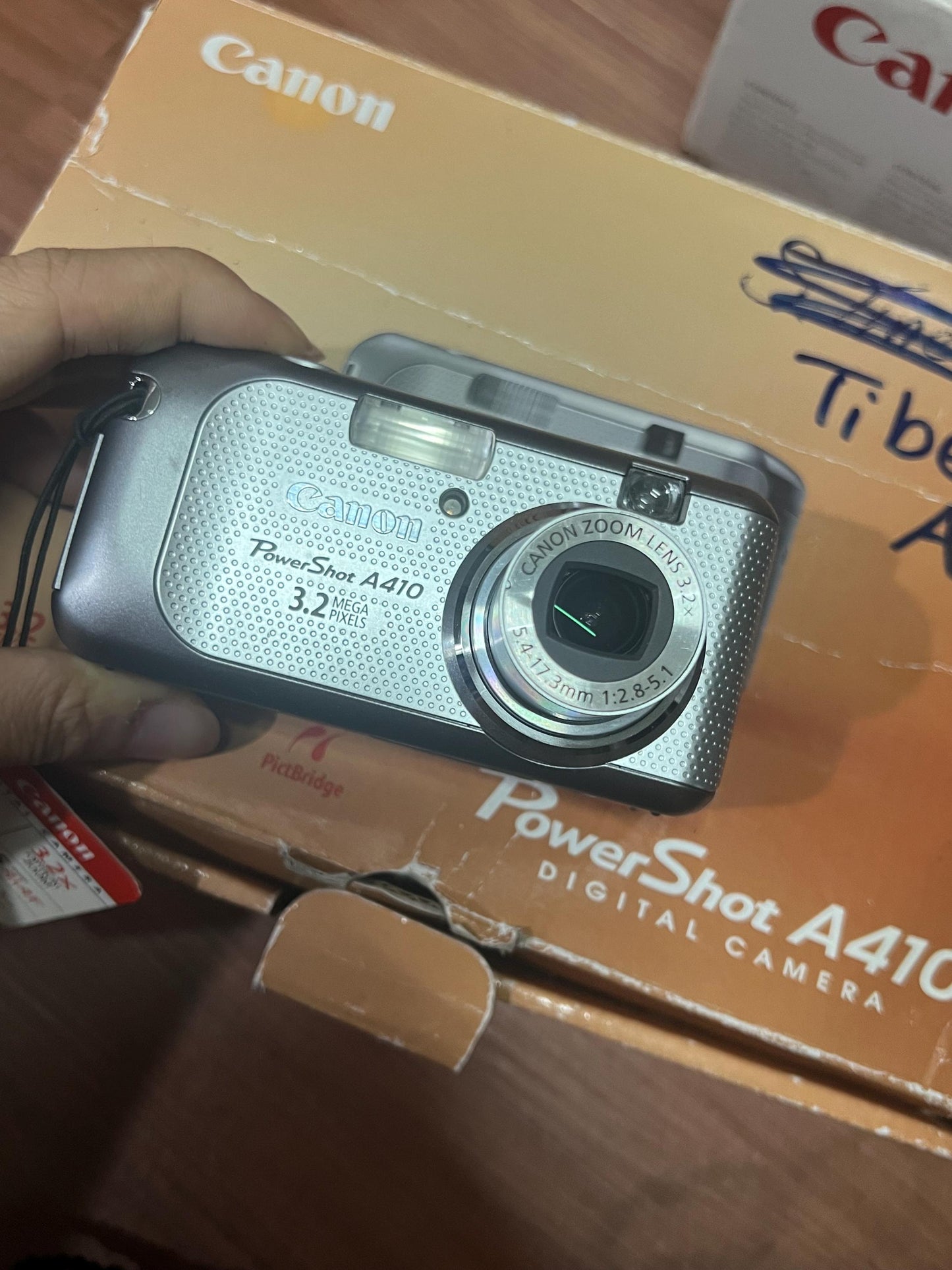 Canon PowerShot A410 ! Original box! Vintage digital camera