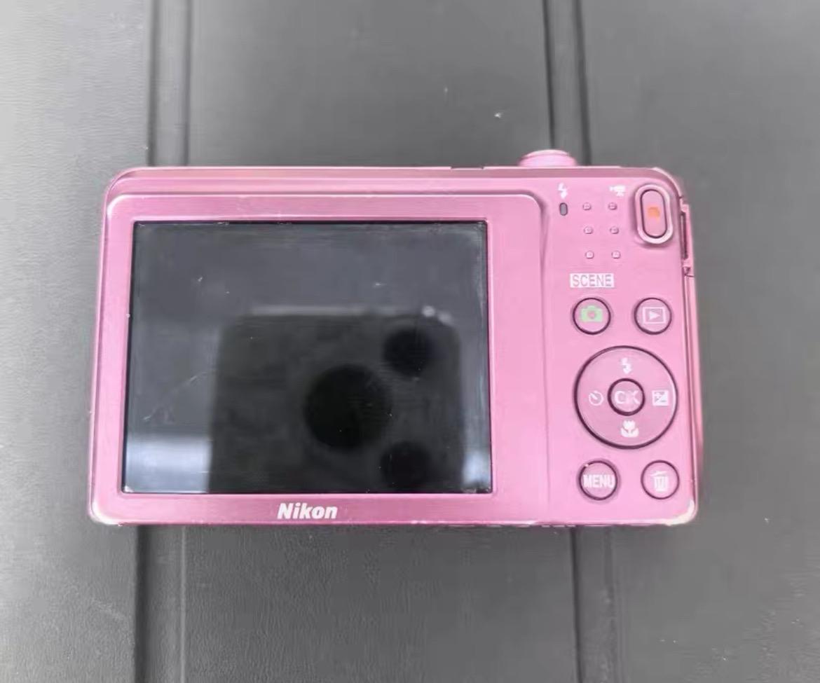 NIKON COOLPIX S3700 ! Pink