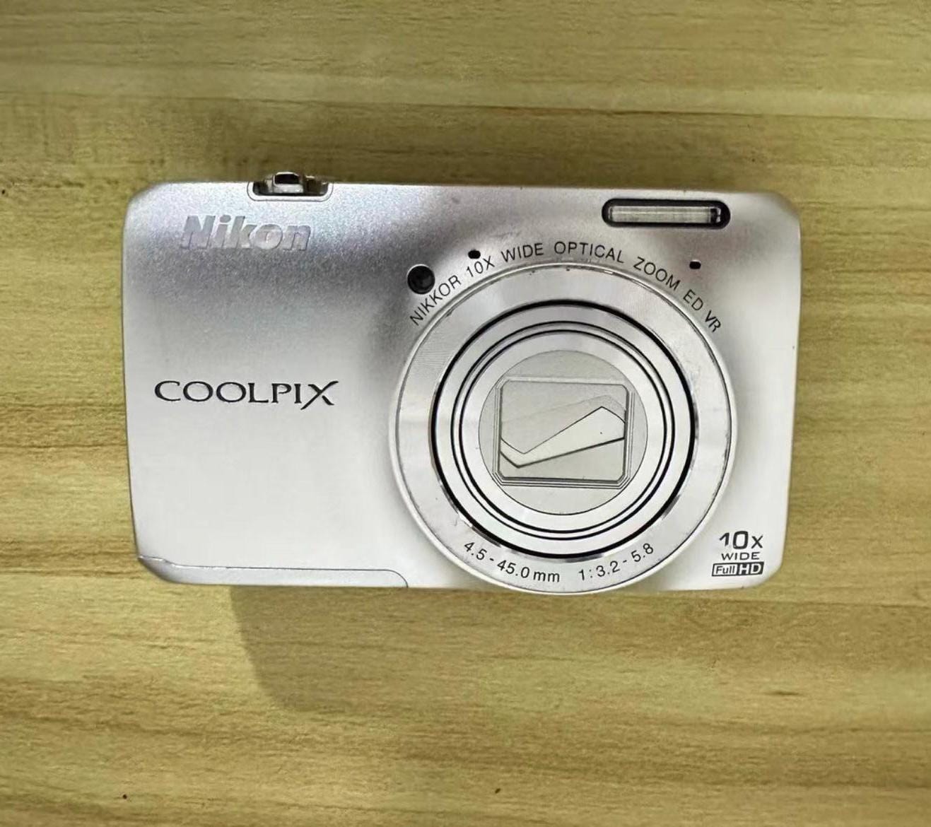Nikon Coolpix S6300! multiple colors!!