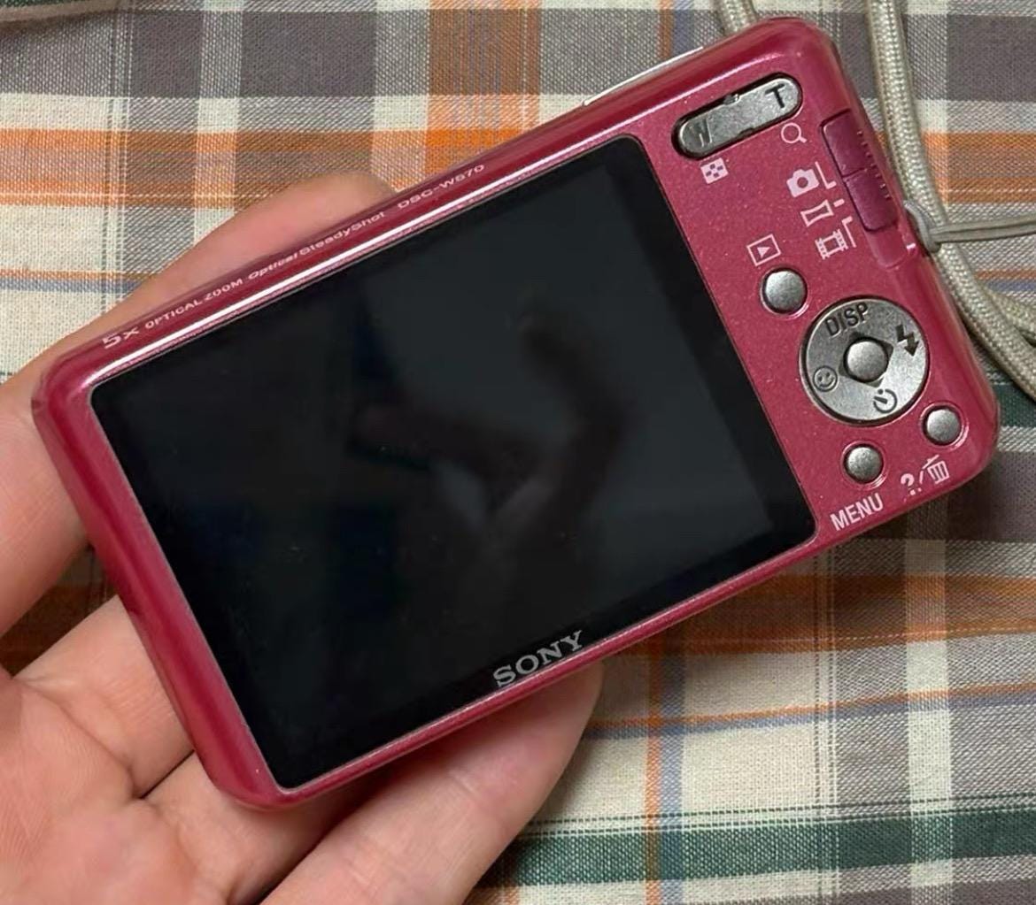 Sony Cyber-shot DSC-W570! Vintage digital camera
