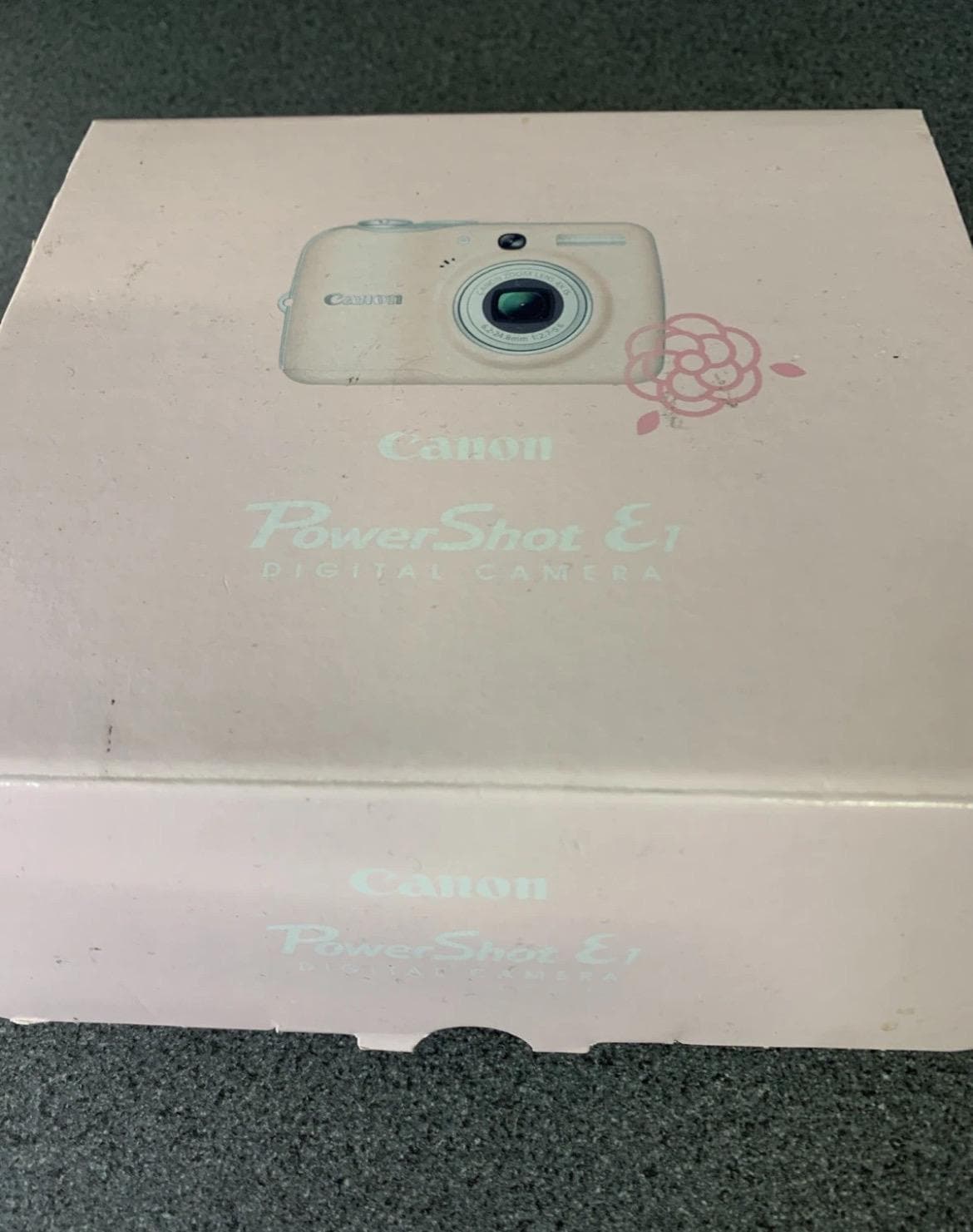 Canon Powershot E1 ! Super Rare Boxed! Pink
