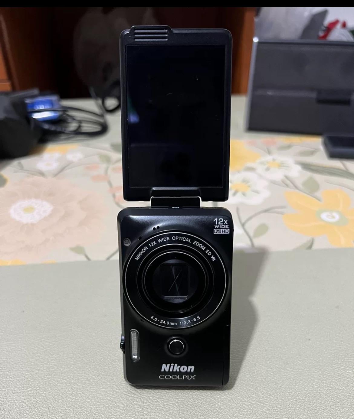 NIKON COOLPIX S6900! Rare !!