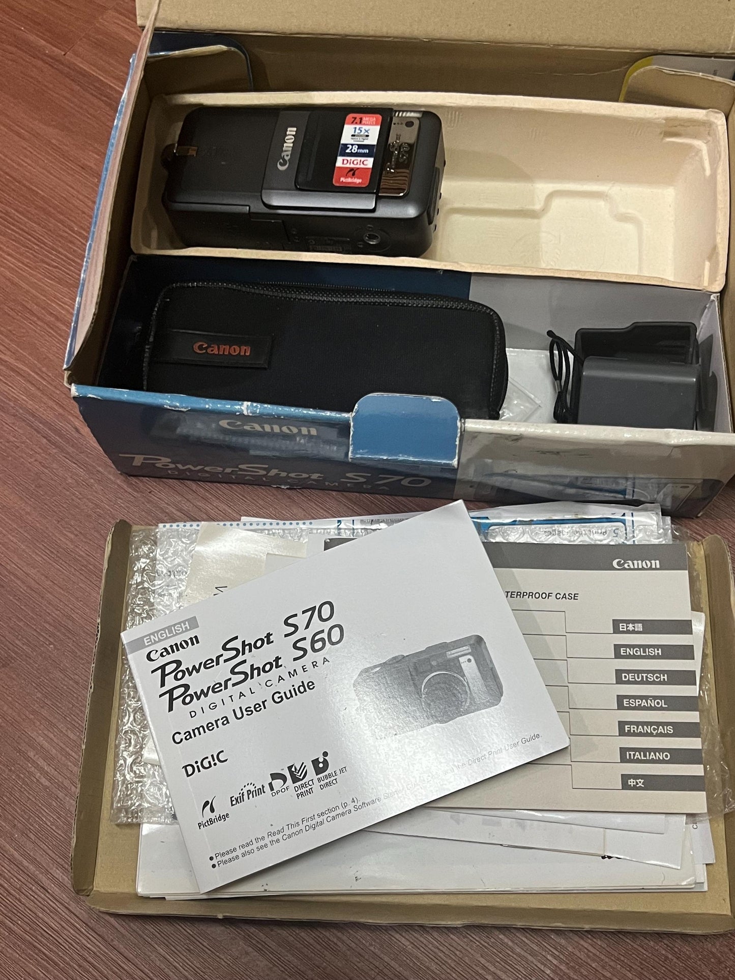 Canon PowerShot S70! Original box! Vintage digital camera