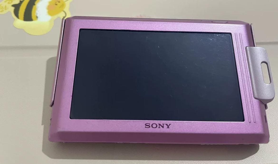 Sony Cybershot DSC-T77 ! Pink