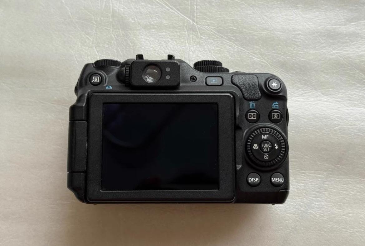 Canon powershot G12