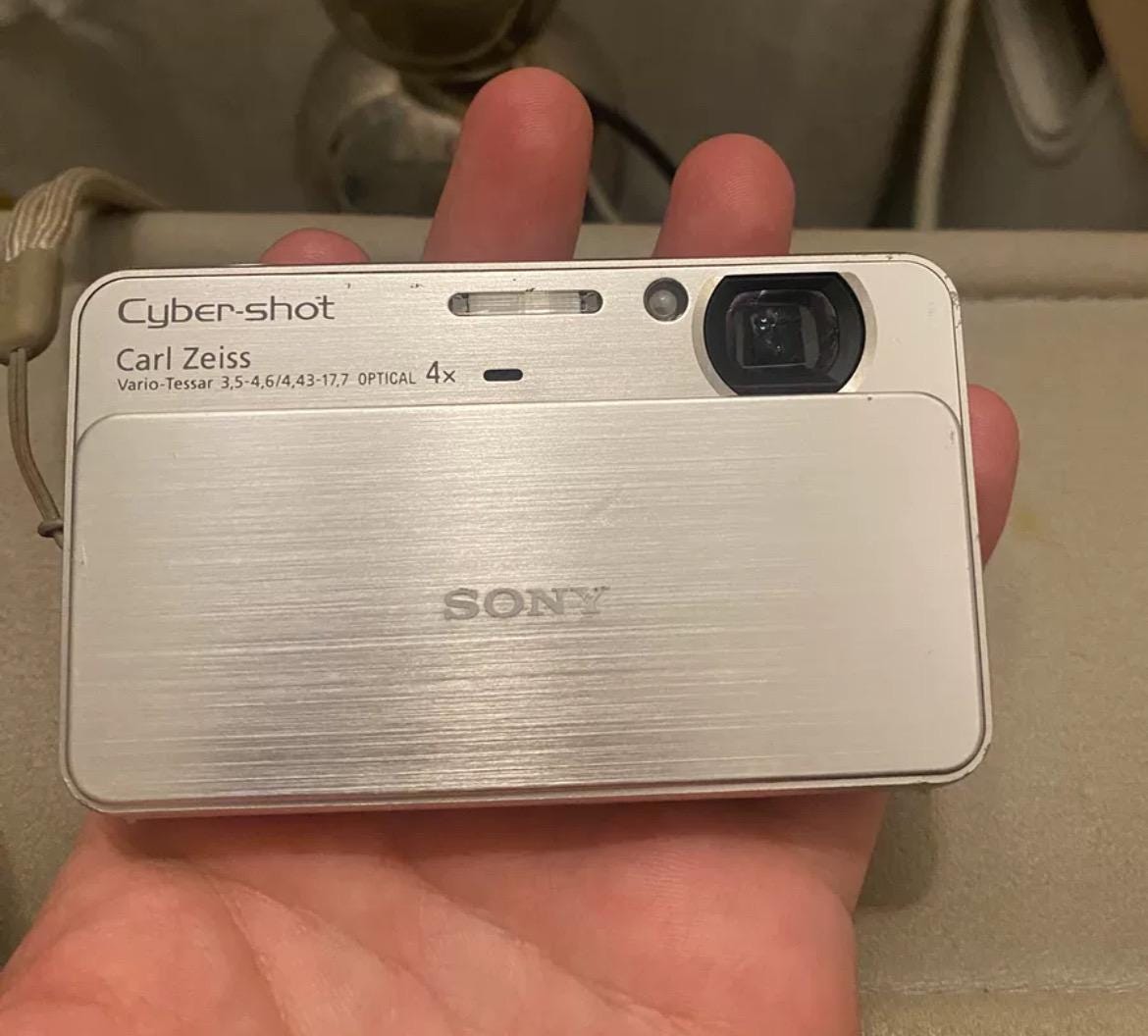 Sony Cyber-shot DSC-T99