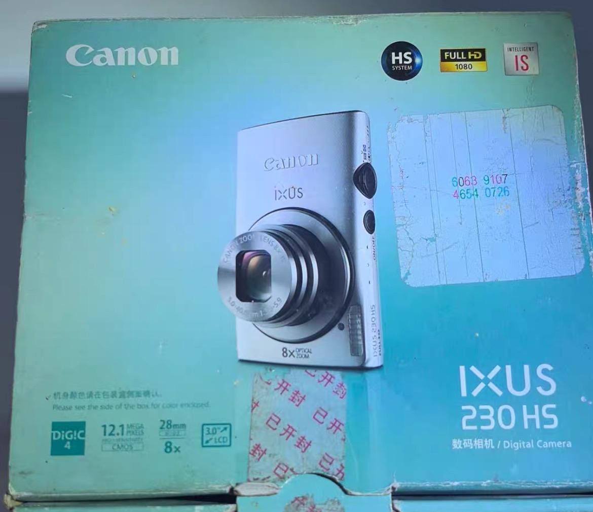 Canon IXUS 230 hs! In box!! PURPLE