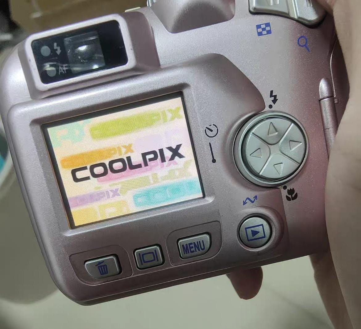 NIKON COOLPIX 2100 (E2100)  Rare colours