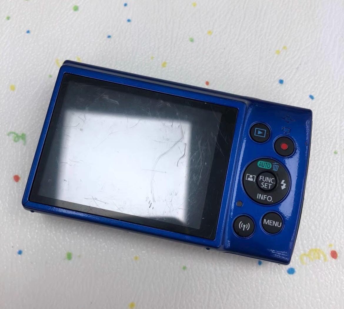 canon IXUS 180 ！ RARE !