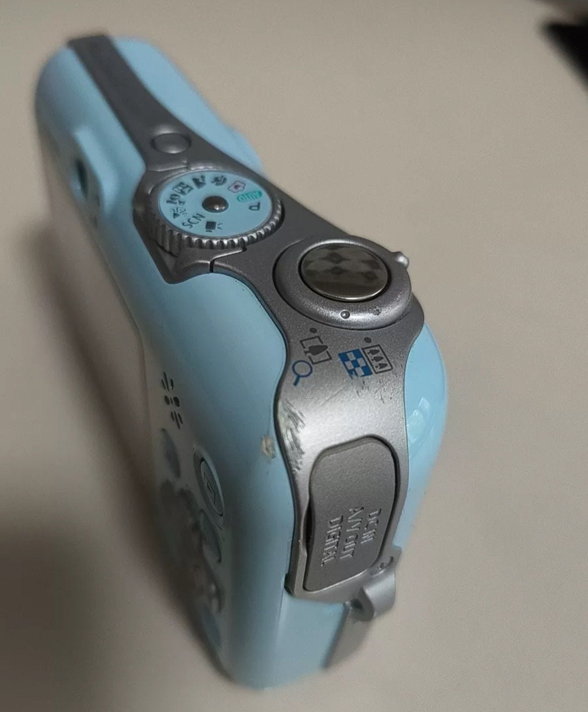 Canon Powershot E1 ! Super Rare Boxed! baby blue