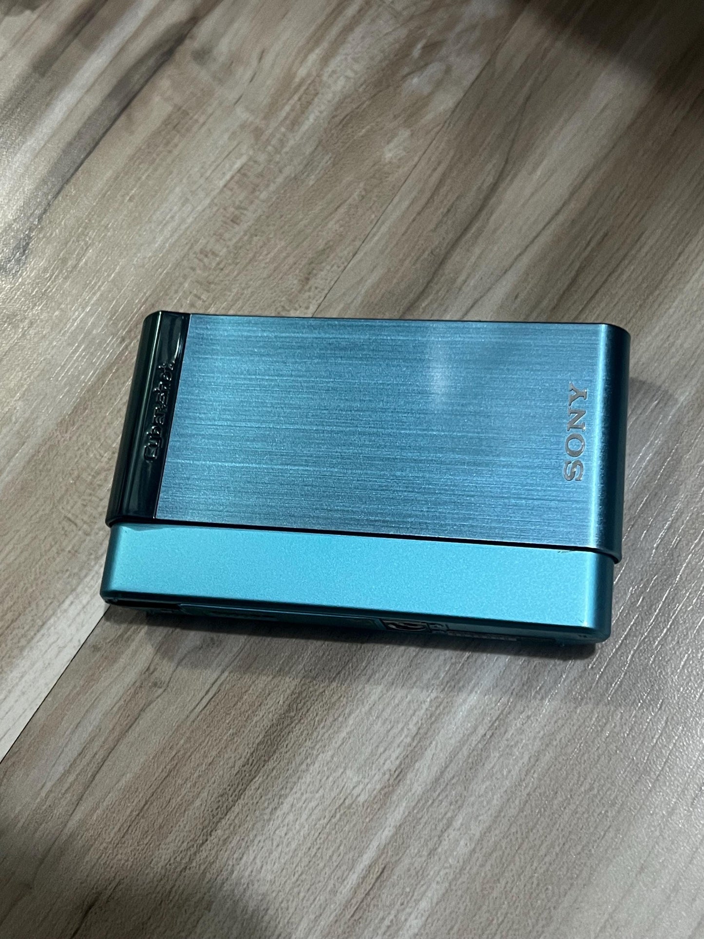 Sony Cybershot DSC-T90 !