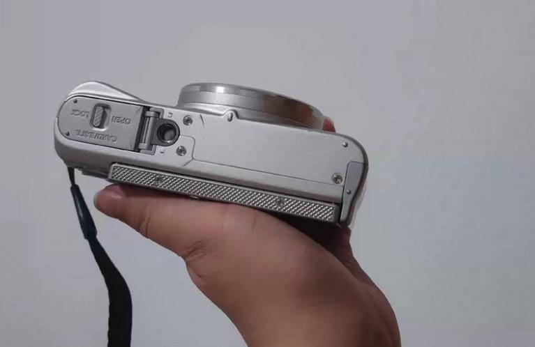 Canon powershot SX740 hs