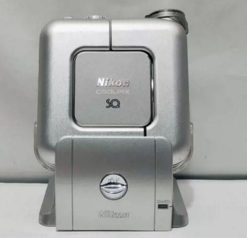 Nikon coolpix SQ ! SUPER RARE ! Boxed