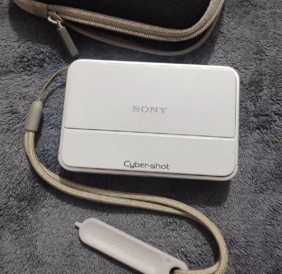 Sony Cybershot DSC-T2!
