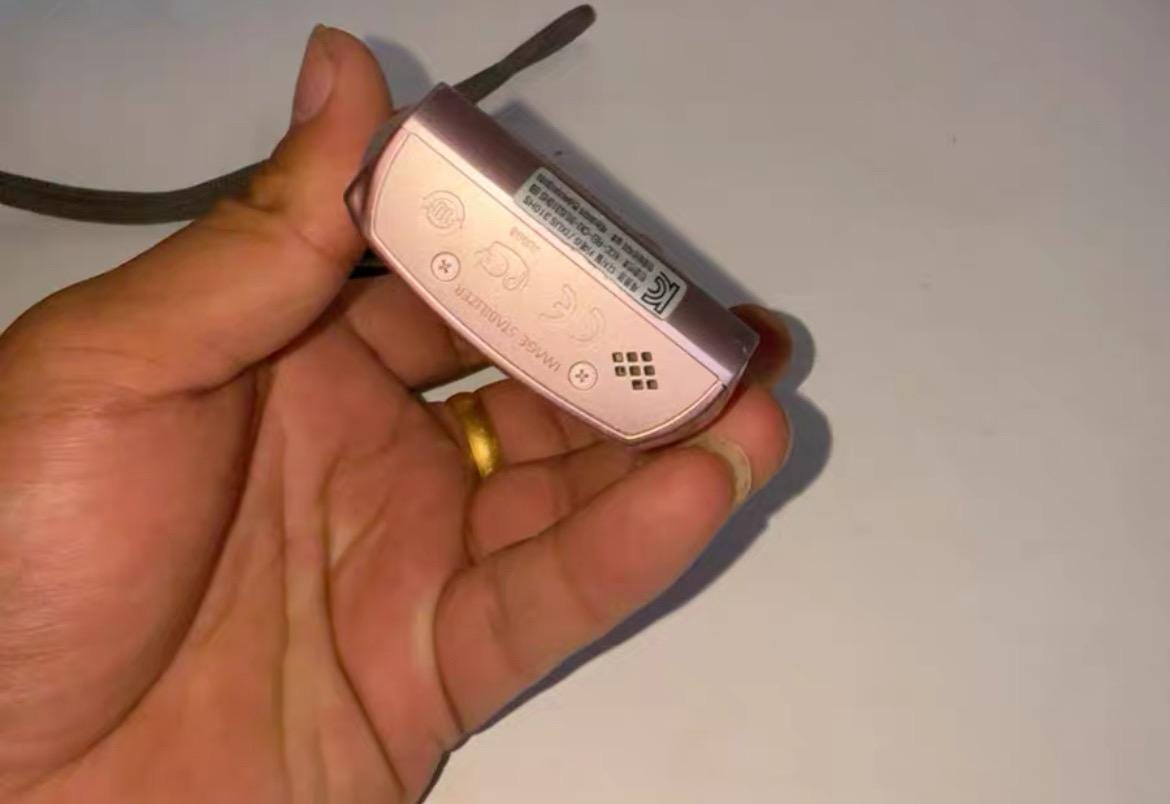 Canon IXUS 310hs !Vintage digital camera! Pink