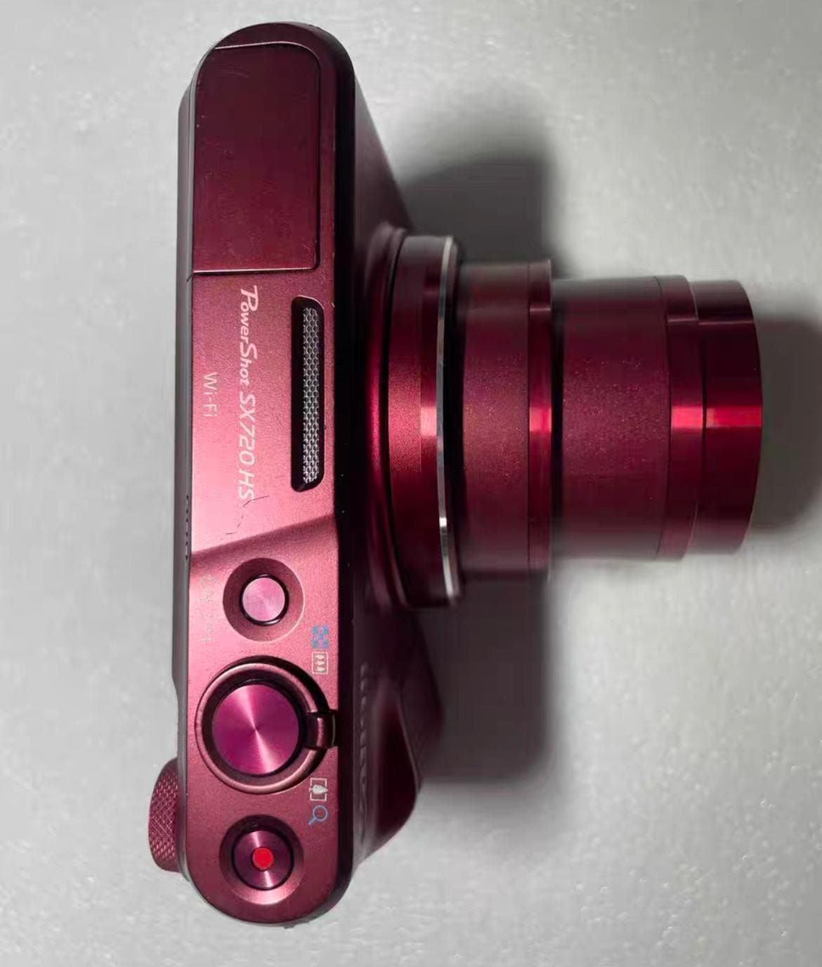 Canon powershot SX720 hs