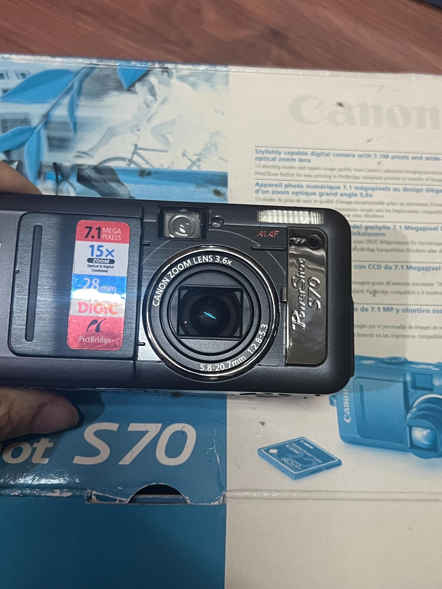 Canon PowerShot S70! Original box! Vintage digital camera